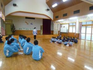 幼稚園訪問