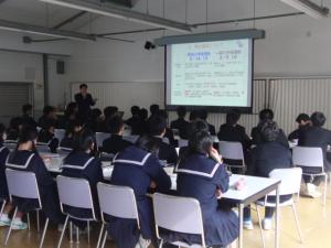 進路説明会の様子