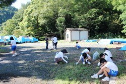 親子ふれあい奉仕活動の様子