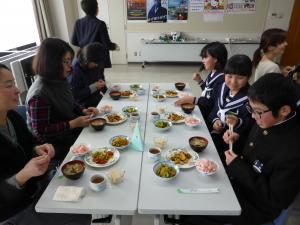 親子料理教室の様子